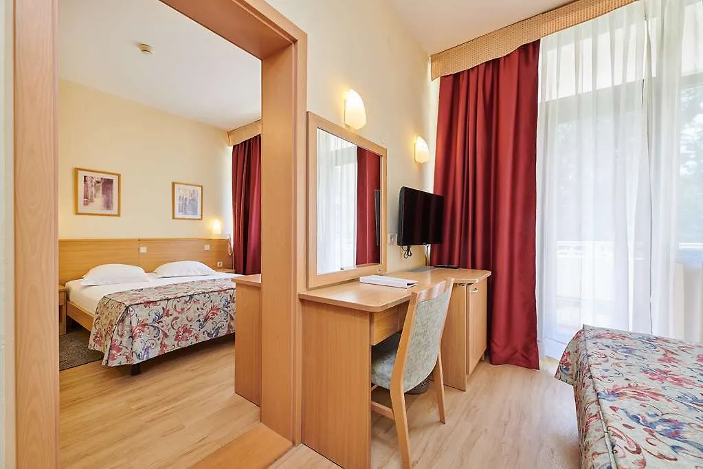 ****  אומאג Hotel Aurora Plava Laguna קרואטיה